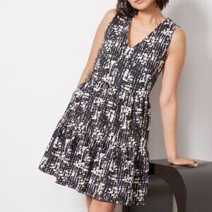 NEW EVEREVE Giana Dress Sleeveless Shift Dress V-Neck Tiered Black Size XS